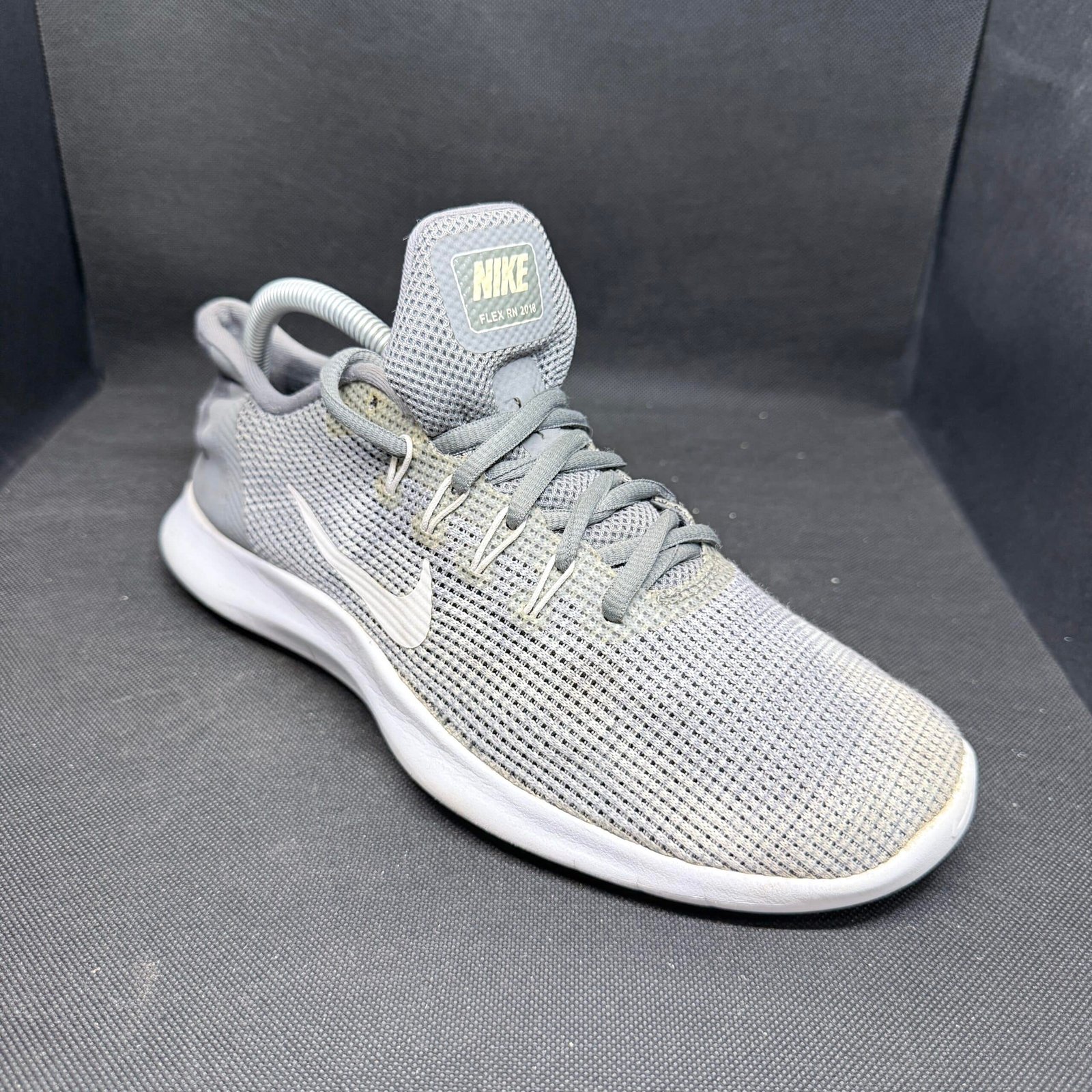 Nike Flex RN 2018 Grey White - Talle 42.5 EUR (US 9 / 27 CM) - Imagen 3