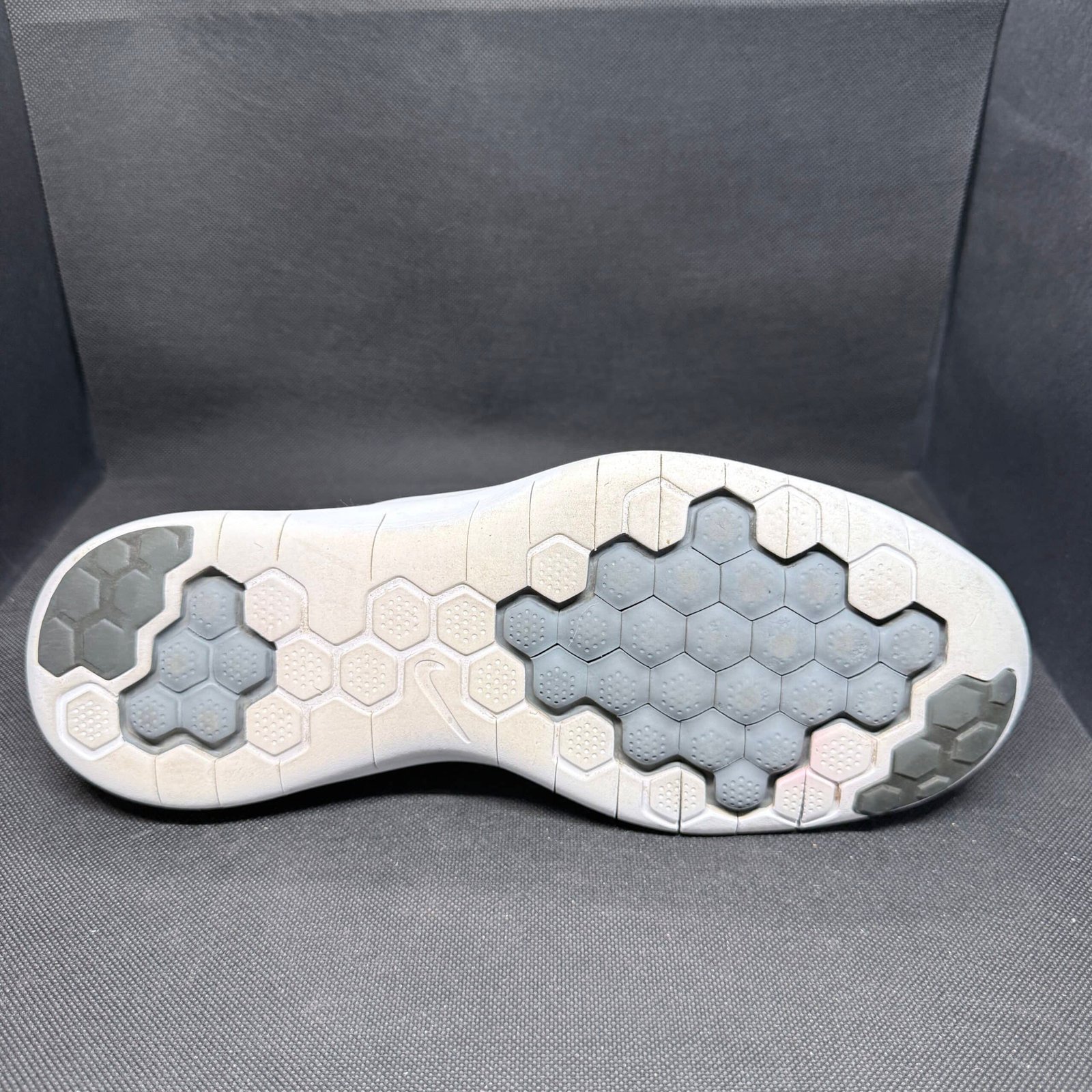 Nike Flex RN 2018 Grey White - Talle 42.5 EUR (US 9 / 27 CM) - Imagen 7