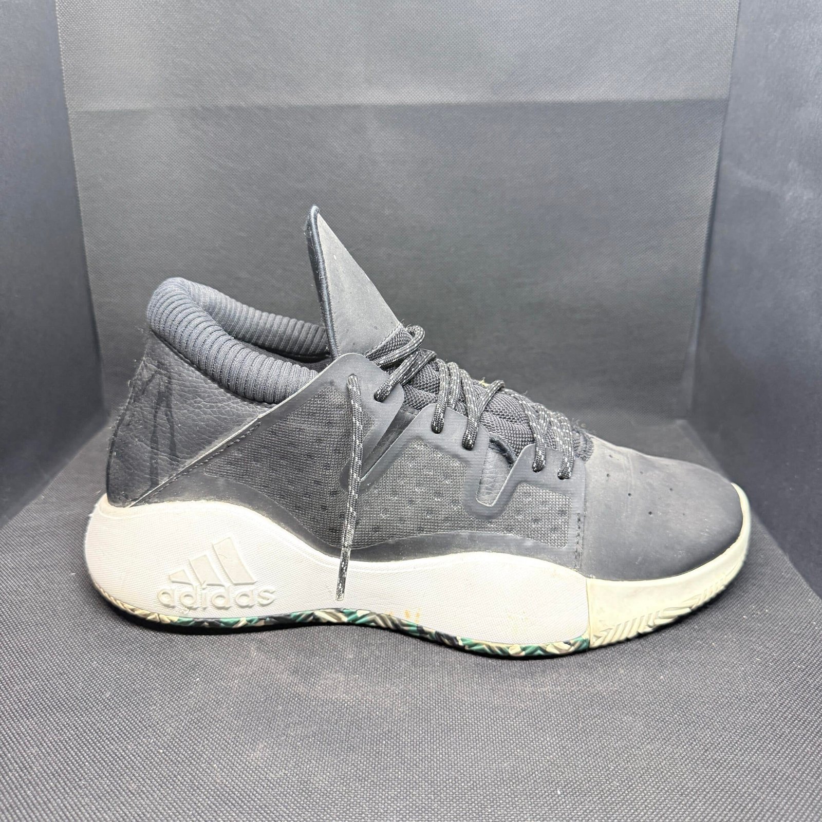 Adidas Pro Vision Core Black - Talle 43.5 (US 9.5 / 27.5 CM)