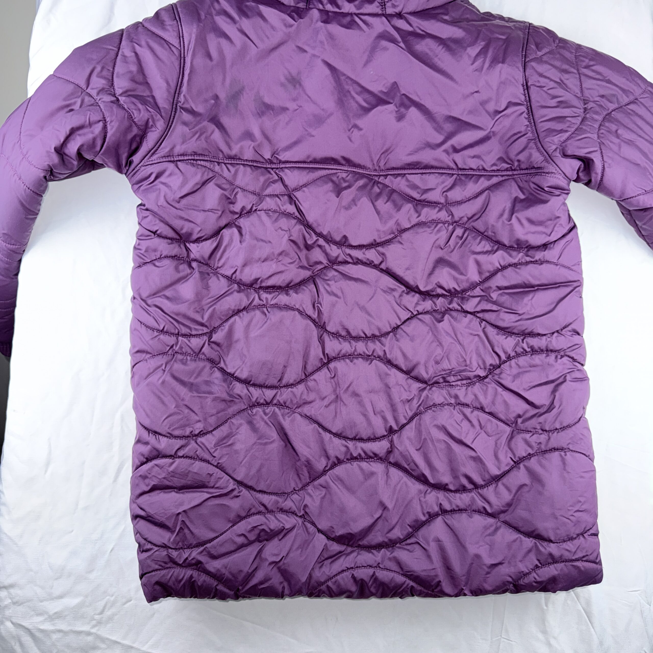Parka Acolchada Columbia Morada con Polar Fucsia Talla L Niñas / XS Mujer - Imagen 5