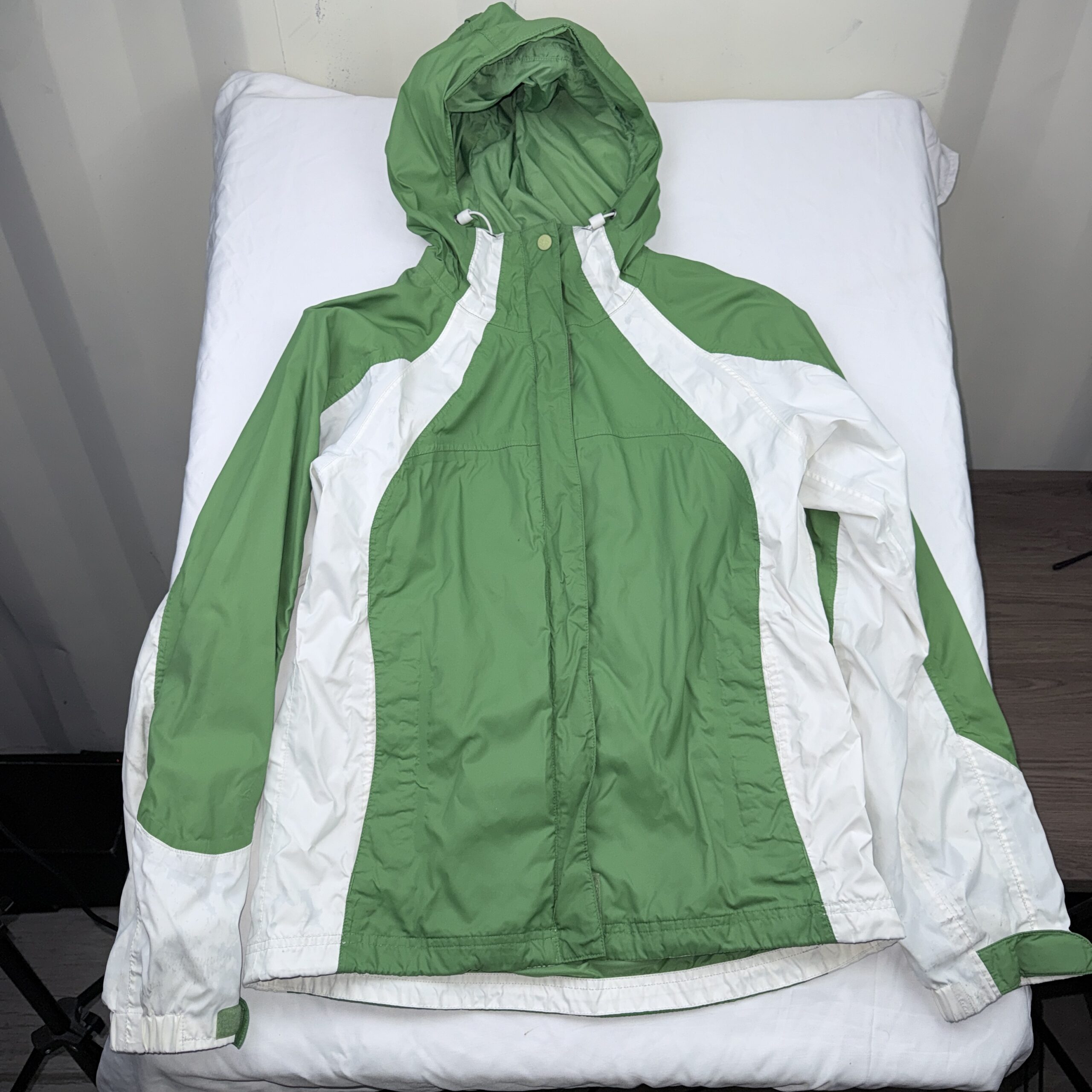 Cortavientos Columbia Bicolor Verde/Blanco Talla M Mujer