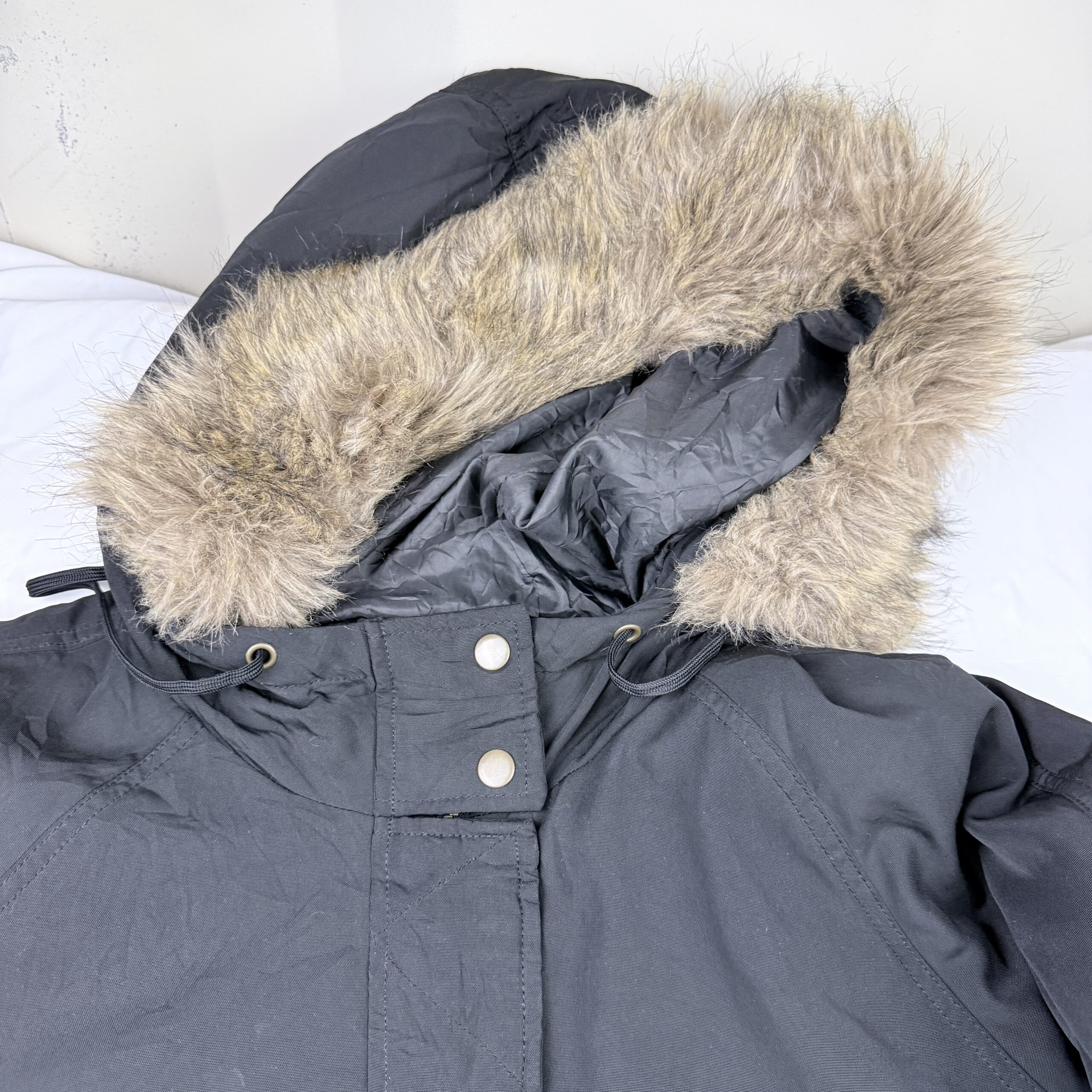 Parka de Invierno Old Navy Negra con Capucha — Talla XL Mujer - Imagen 3