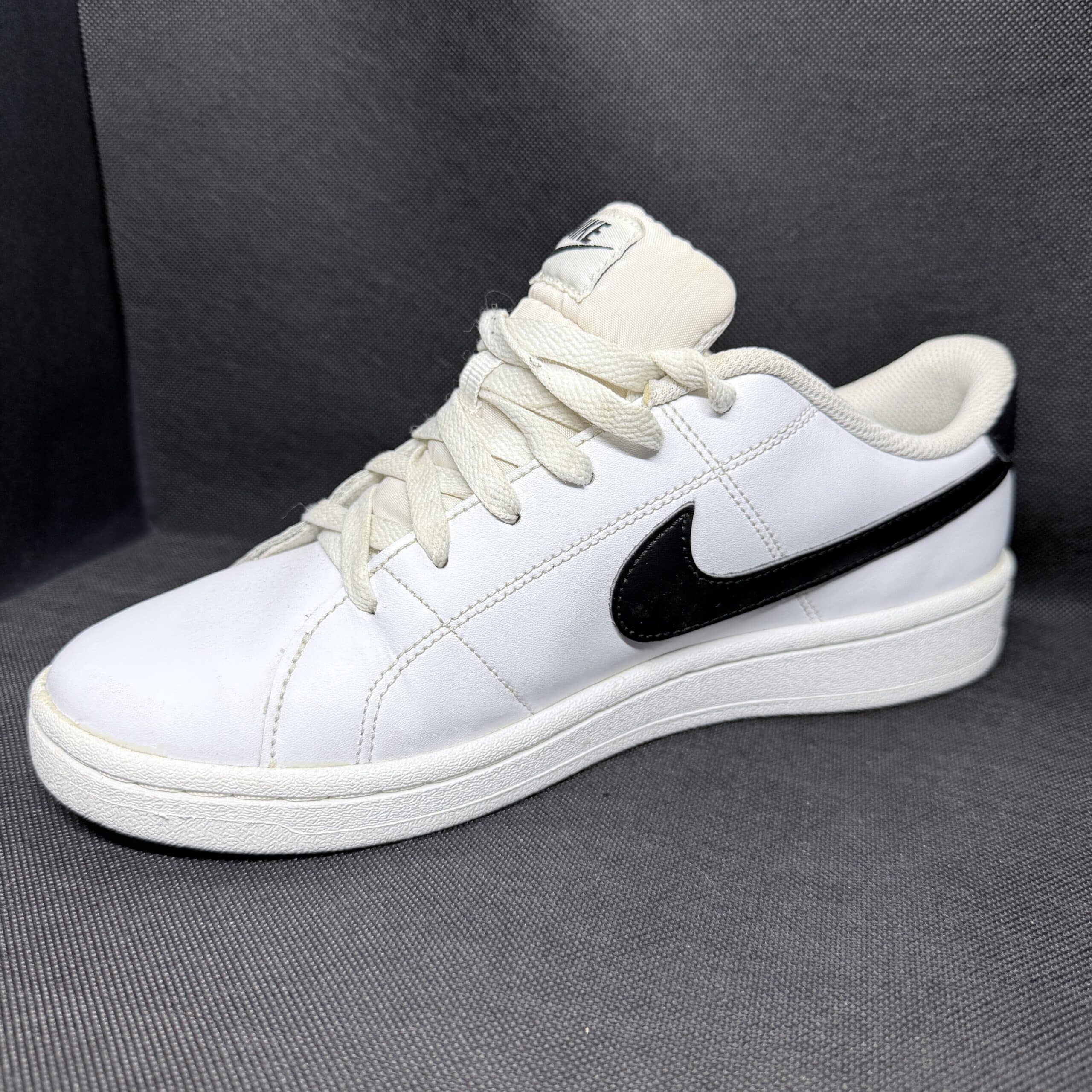 Nike Court Royale 2 Bajo Blanco Negro Talla 40