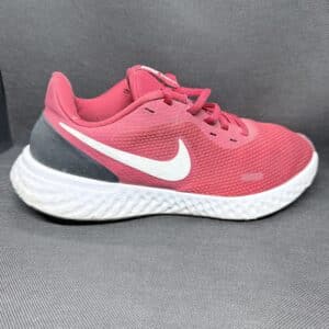 Nike Revolution 5 Gimnasio Rojo Talla 40