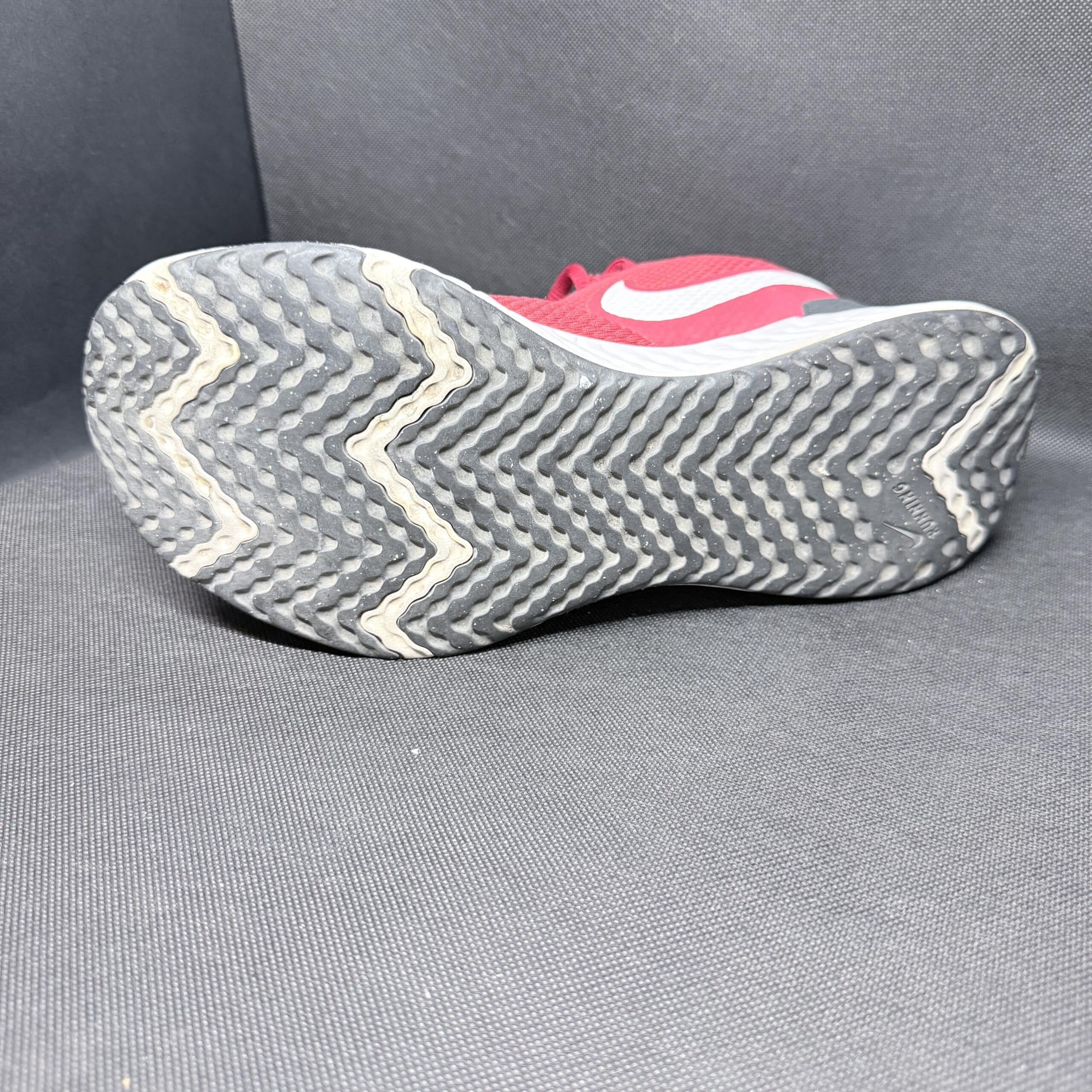 Nike Revolution 5 Gimnasio Rojo Talla 40 - Imagen 6
